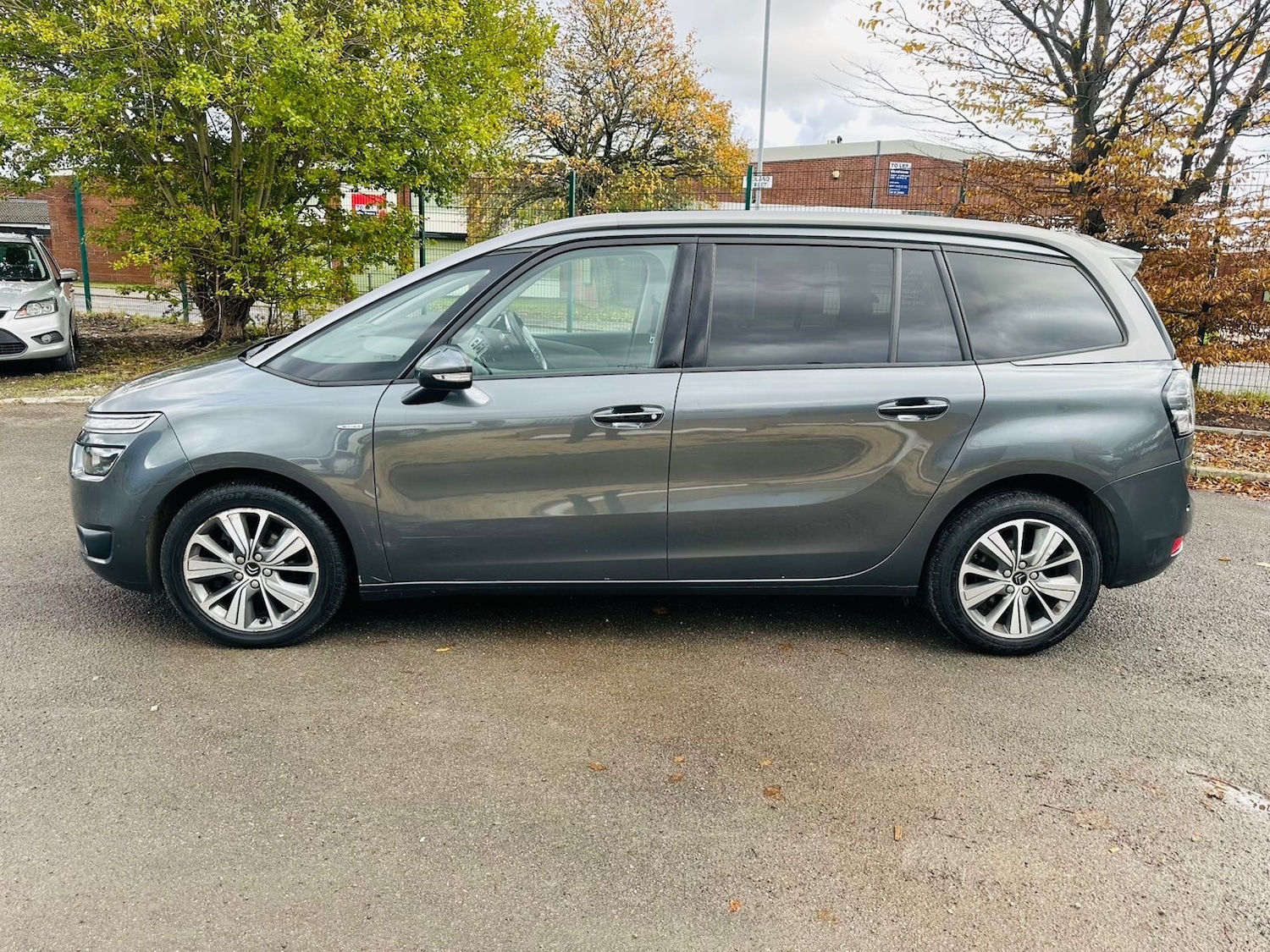 Used Citroen C4 Grand Picasso 2015 for sale - 76369464: Photo 4