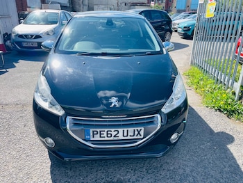 Used Peugeot 208 2012 for sale - 78525897: Photo
