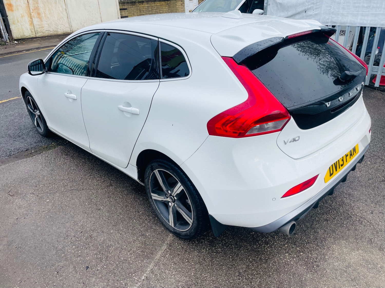 Used Volvo V40 2013 for sale - 77617897: Photo 17