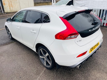 Used Volvo V40 2013 for sale - 77617897: Photo