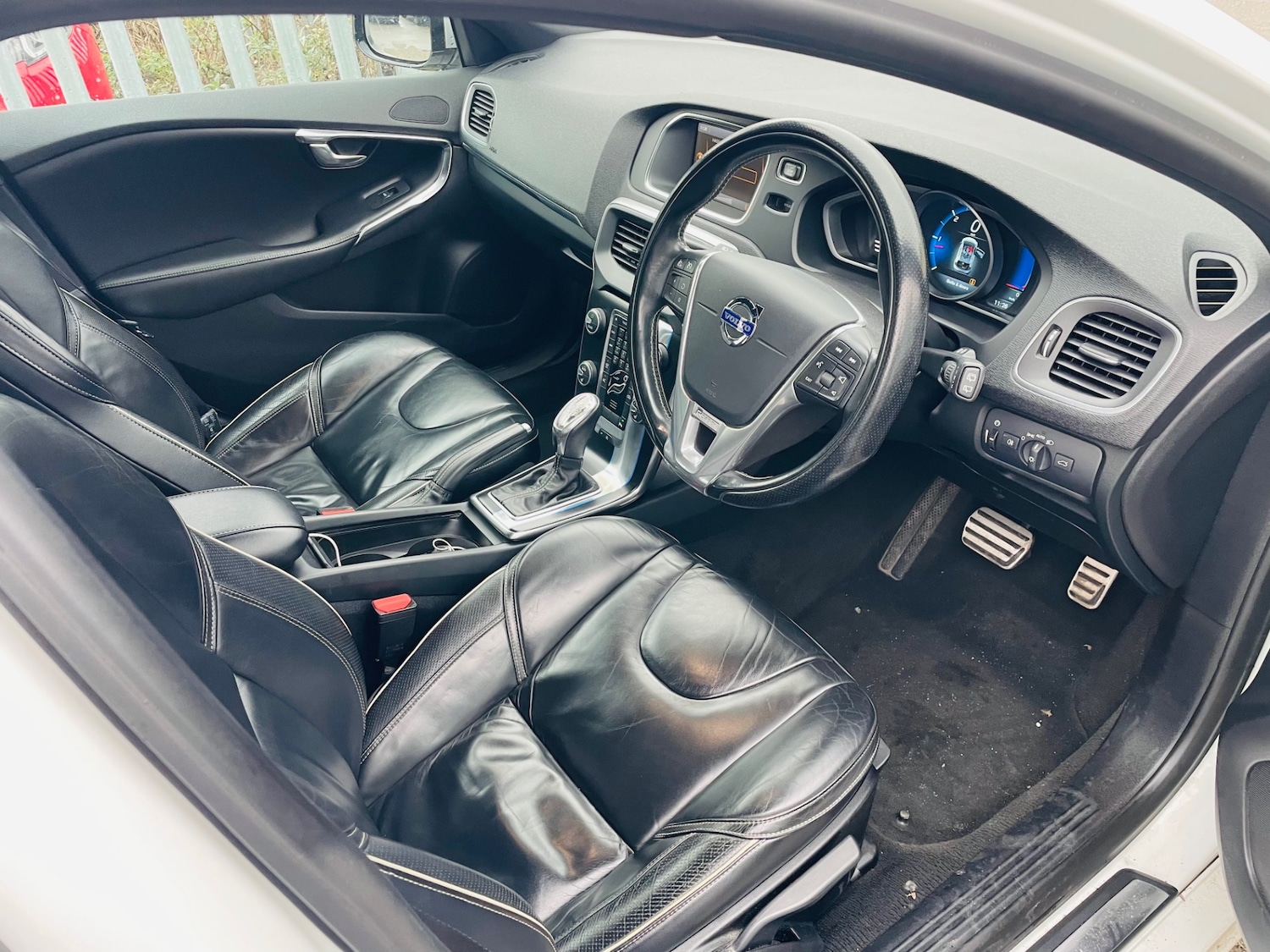 Used Volvo V40 2013 for sale - 77617897: Photo 7