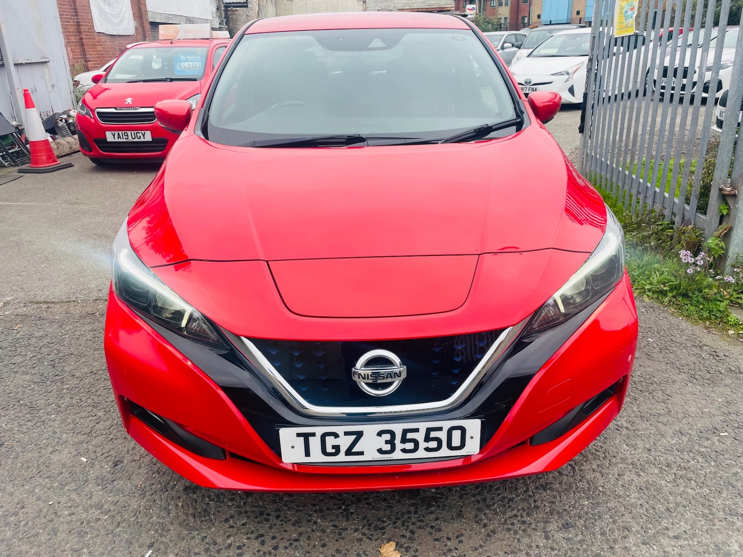 Used Nissan Leaf 2021 for sale - 76289158: Photo 2