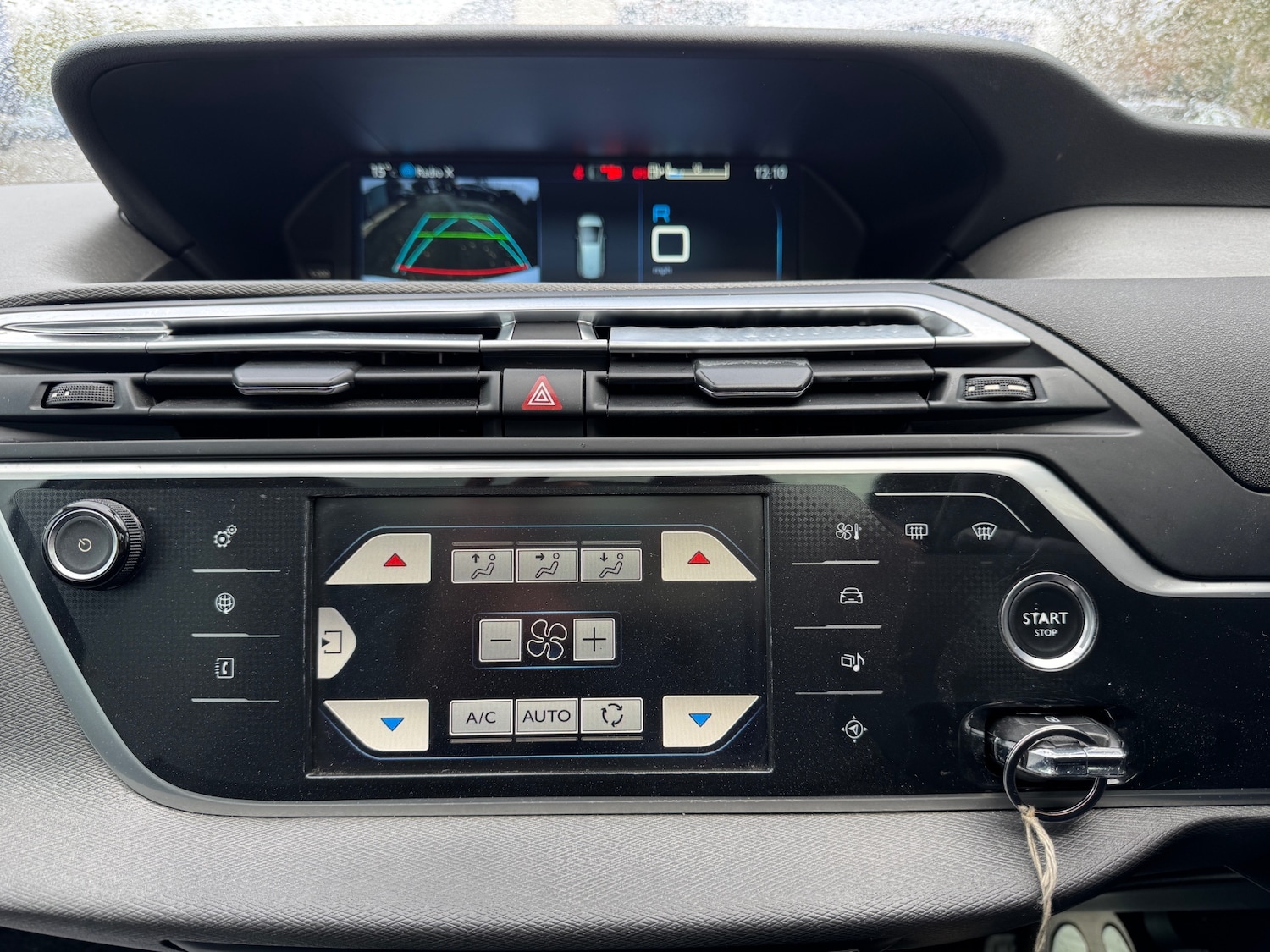 Used Citroen C4 Grand Picasso 2016 for sale - 76340860: Photo 16