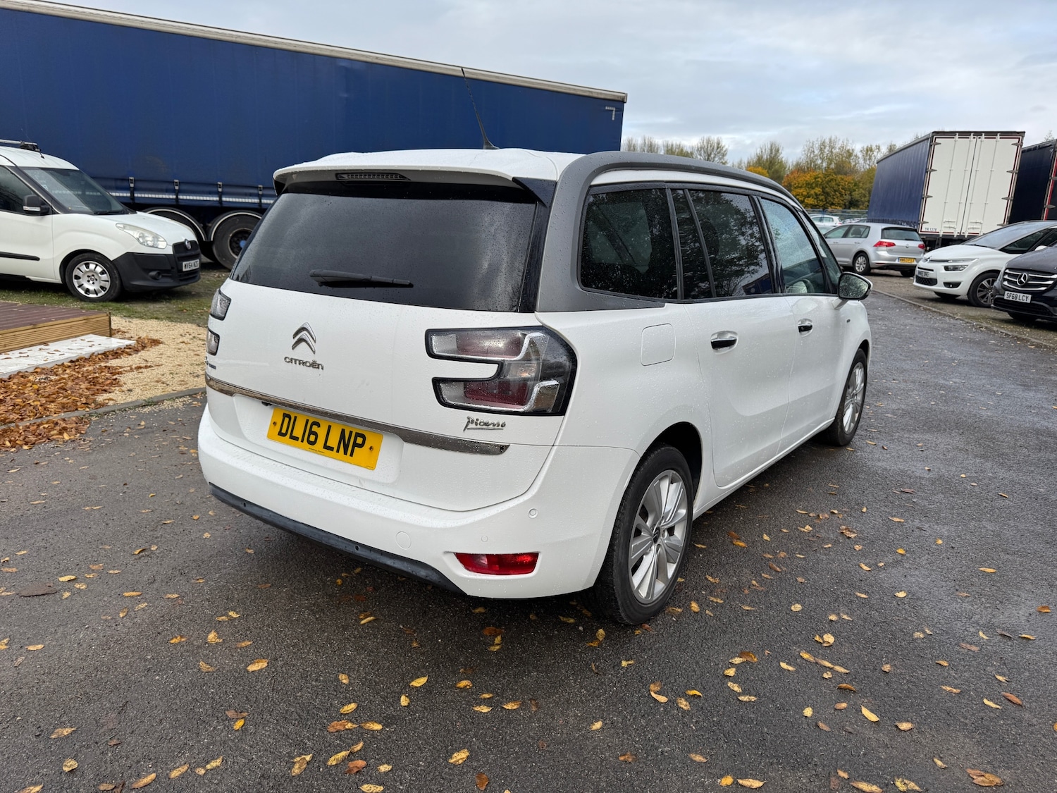 Used Citroen C4 Grand Picasso 2016 for sale - 76340860: Photo 8