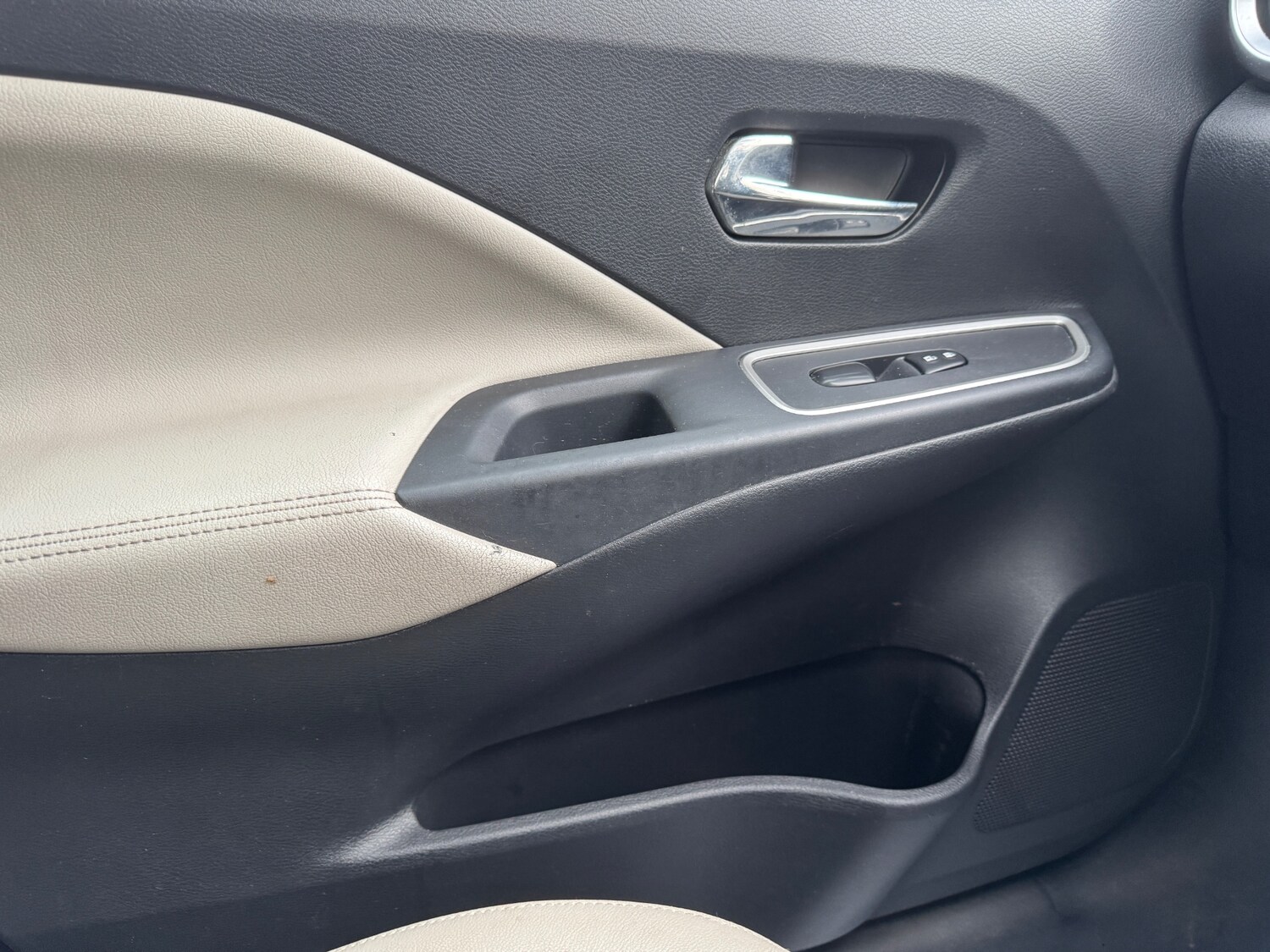 Used Nissan Micra 2019 for sale - 76340950: Photo 19