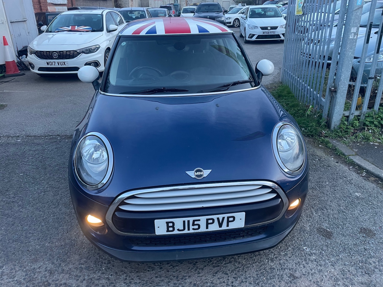 Used MINI Hatch 2015 for sale - 77837417: Photo 2