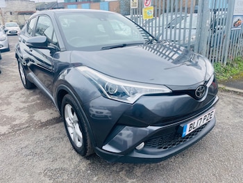 Used Toyota C-HR 2017 for sale - 77778756: Photo