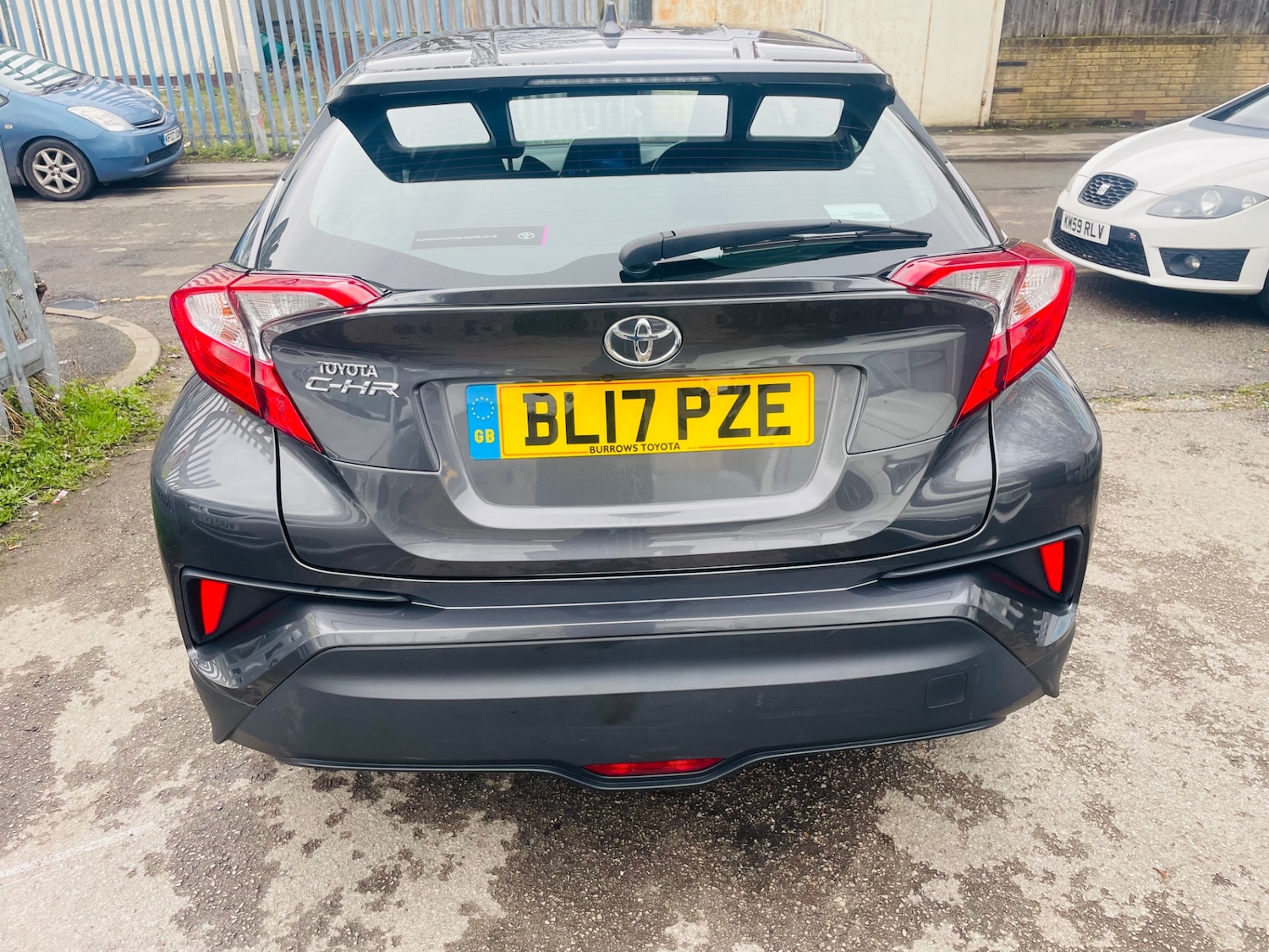 Used Toyota C-HR 2017 for sale - 77778756: Photo 6