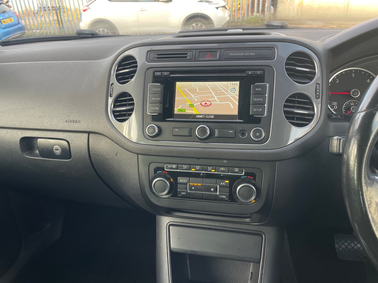 Used Volkswagen Tiguan 2014 for sale - 76669190: Photo 10