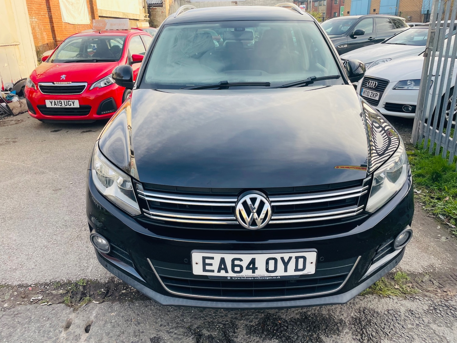 Used Volkswagen Tiguan 2014 for sale - 76669190: Photo 2