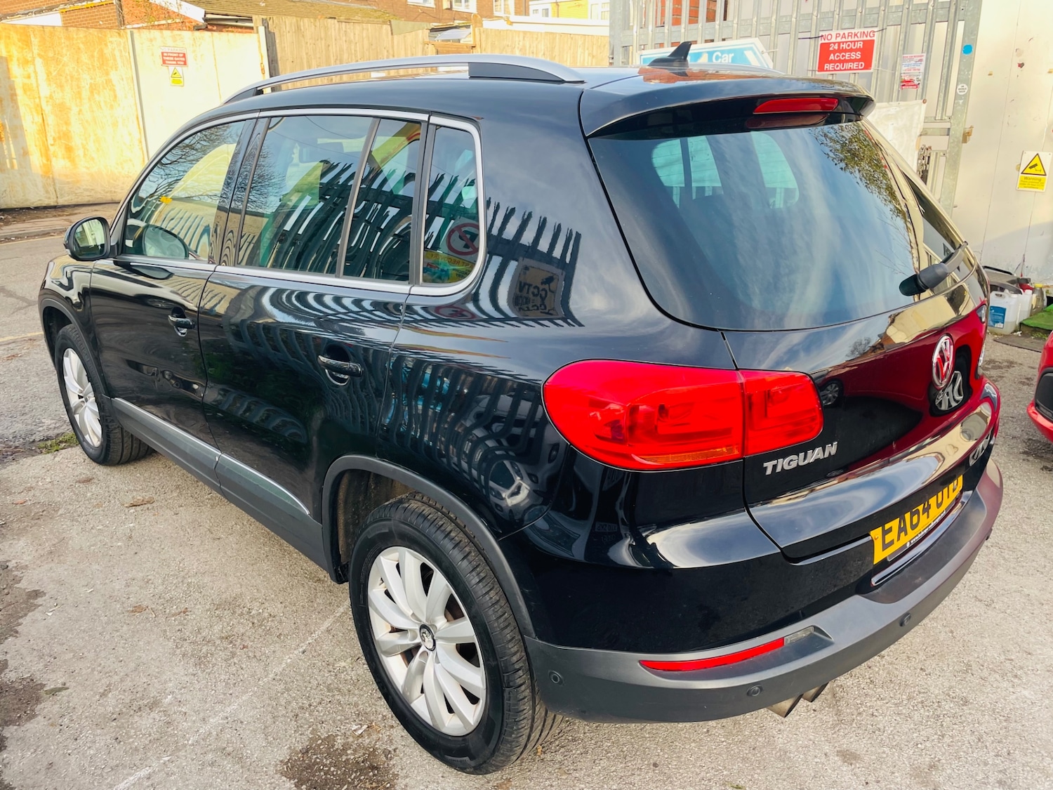 Used Volkswagen Tiguan 2014 for sale - 76669190: Photo 4