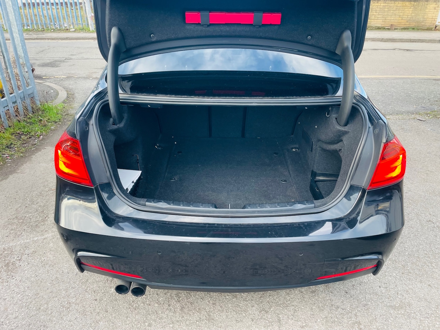 Used BMW 3 Series 2012 for sale - 77318436: Photo 7