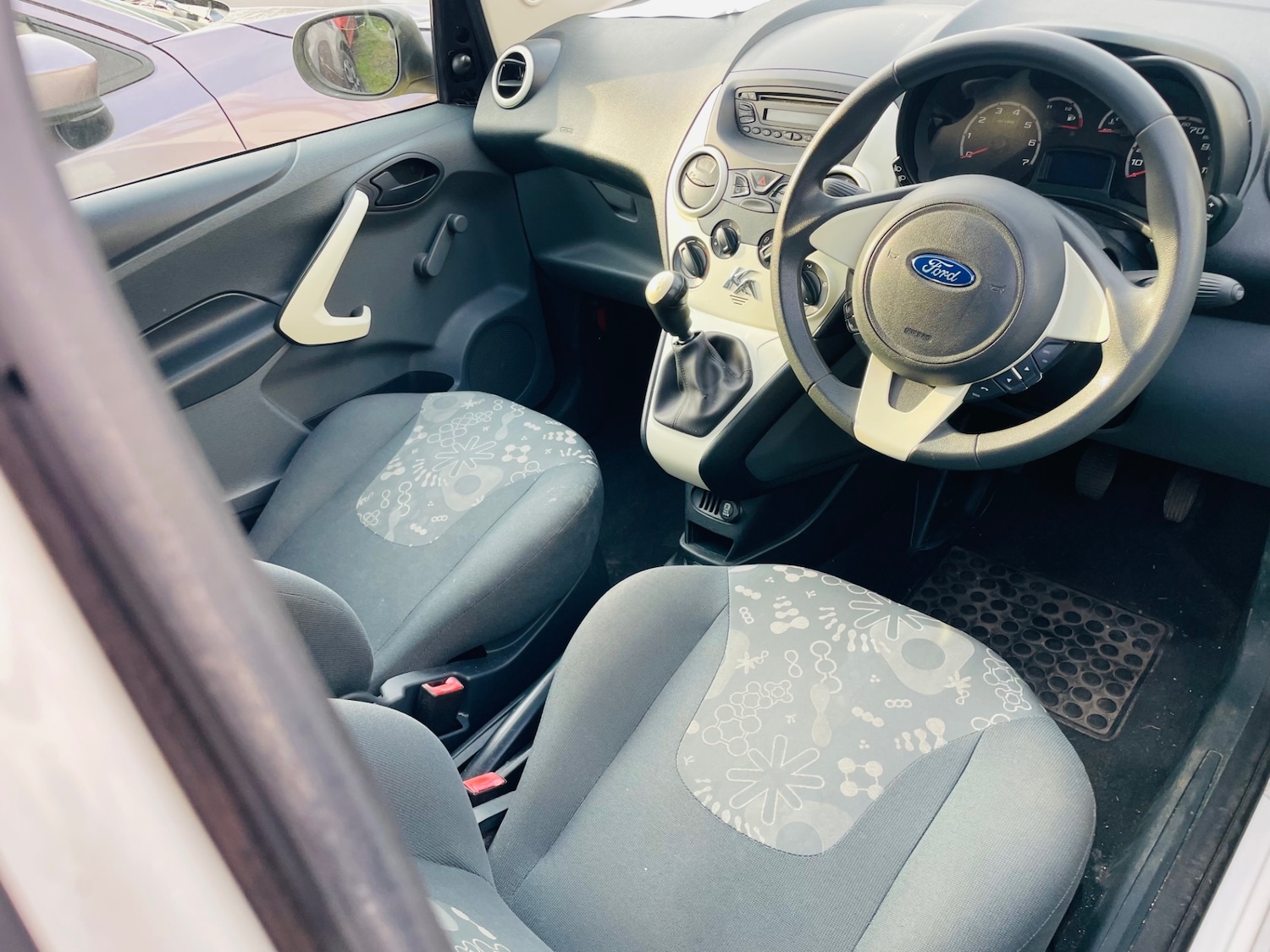 Used Ford Ka 2014 for sale - 77950782: Photo 6