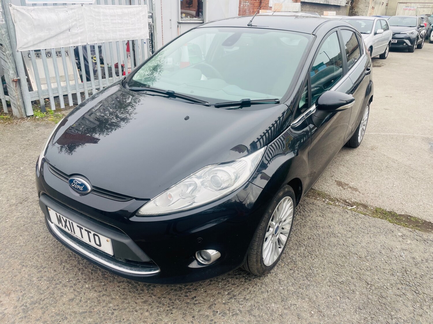 Used Ford Fiesta 2011 for sale - 77989188: Photo 3
