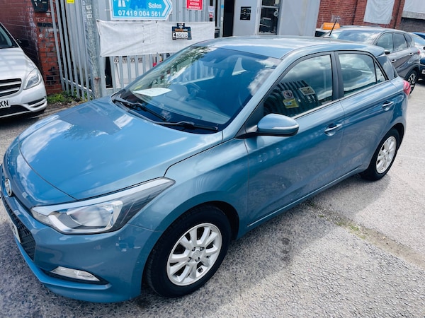 Used Hyundai i20 2017 for sale - 74565970: Photo 15