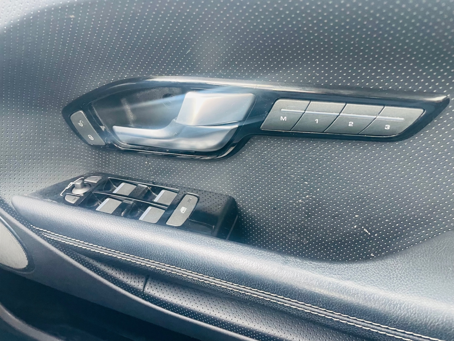 Used Land Rover Range Rover Evoque 2014 for sale - 77201637: Photo 11