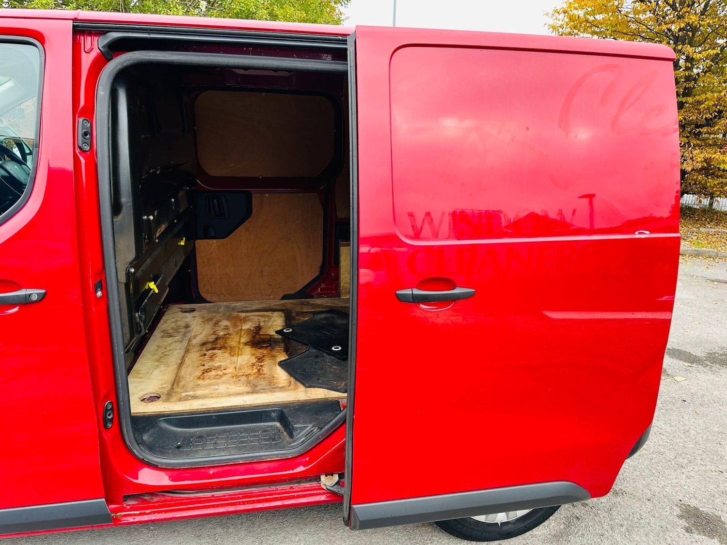 Used Peugeot Expert 2018 for sale - 76329453: Photo 31