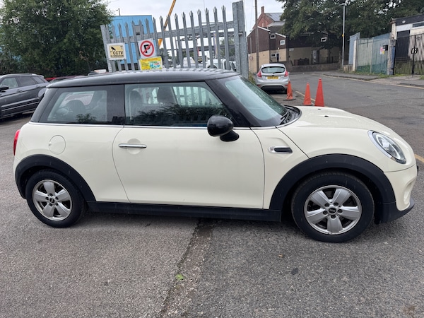 Used MINI Hatch 2018 for sale - 75343732: Photo 10