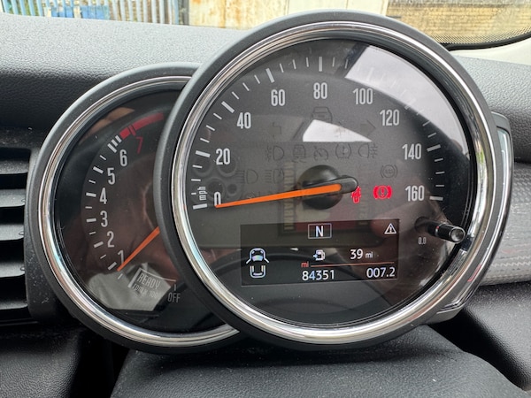 Used MINI Hatch 2018 for sale - 75343732: Photo 11