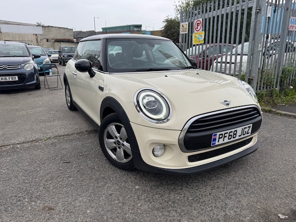 Used MINI Hatch 2018 for sale - 75343732: Photo 1