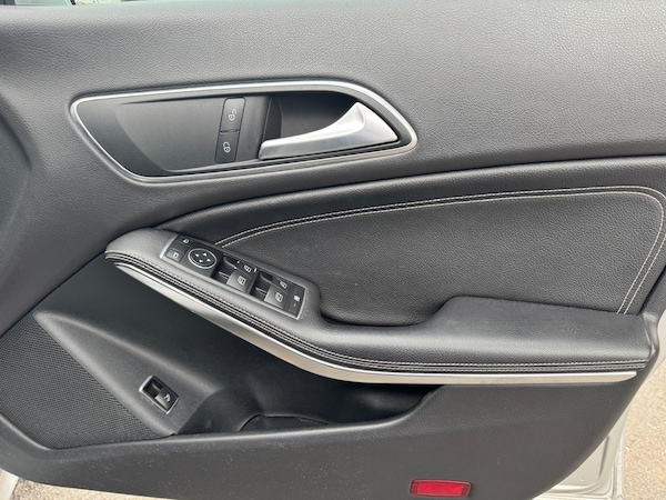 Used Mercedes-Benz CLA 2015 for sale - 76178109: Photo 12