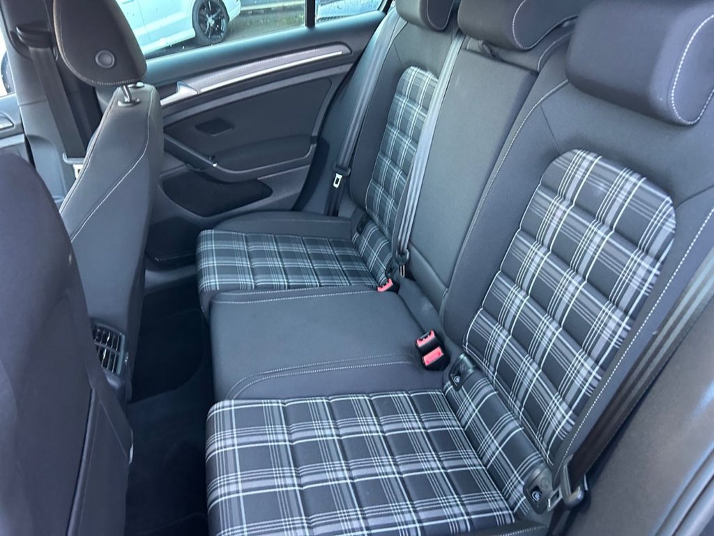 Used Volkswagen Golf 2018 for sale - 76711614: Photo 20