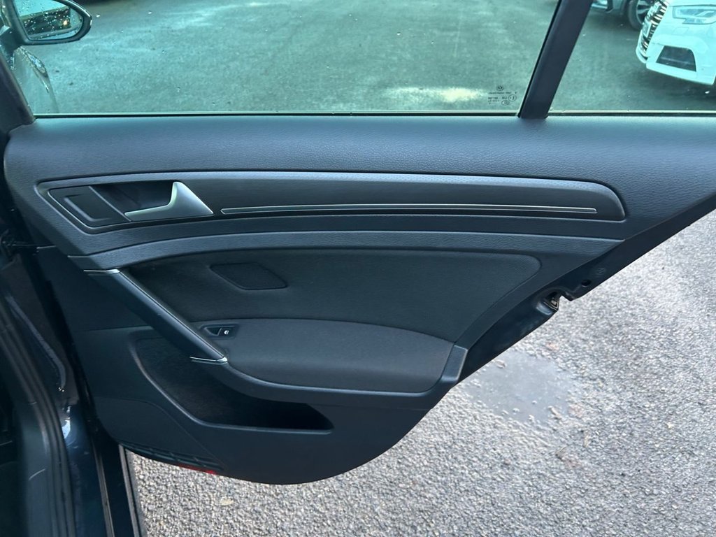 Used Volkswagen Golf 2018 for sale - 76711614: Photo 21