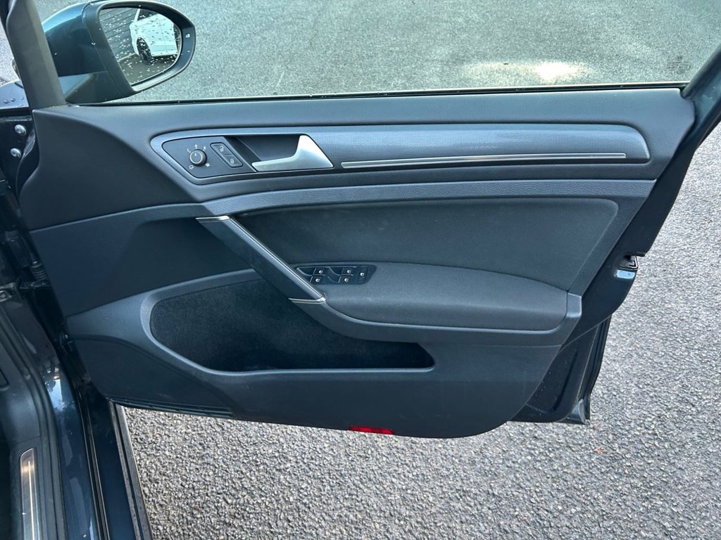 Used Volkswagen Golf 2018 for sale - 76711614: Photo 24