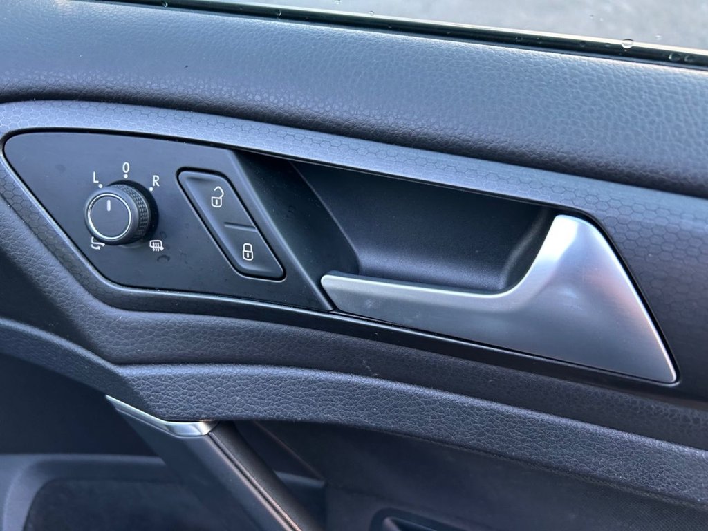 Used Volkswagen Golf 2018 for sale - 76711614: Photo 25
