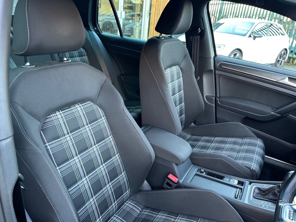 Used Volkswagen Golf 2018 for sale - 76711614: Photo 27