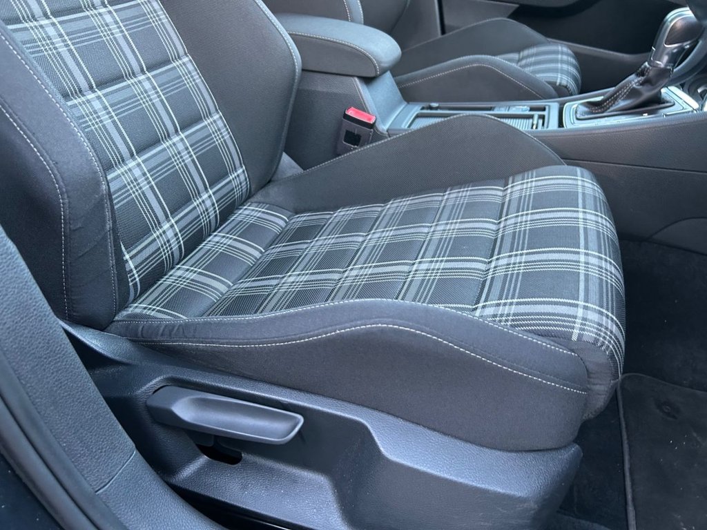 Used Volkswagen Golf 2018 for sale - 76711614: Photo 28