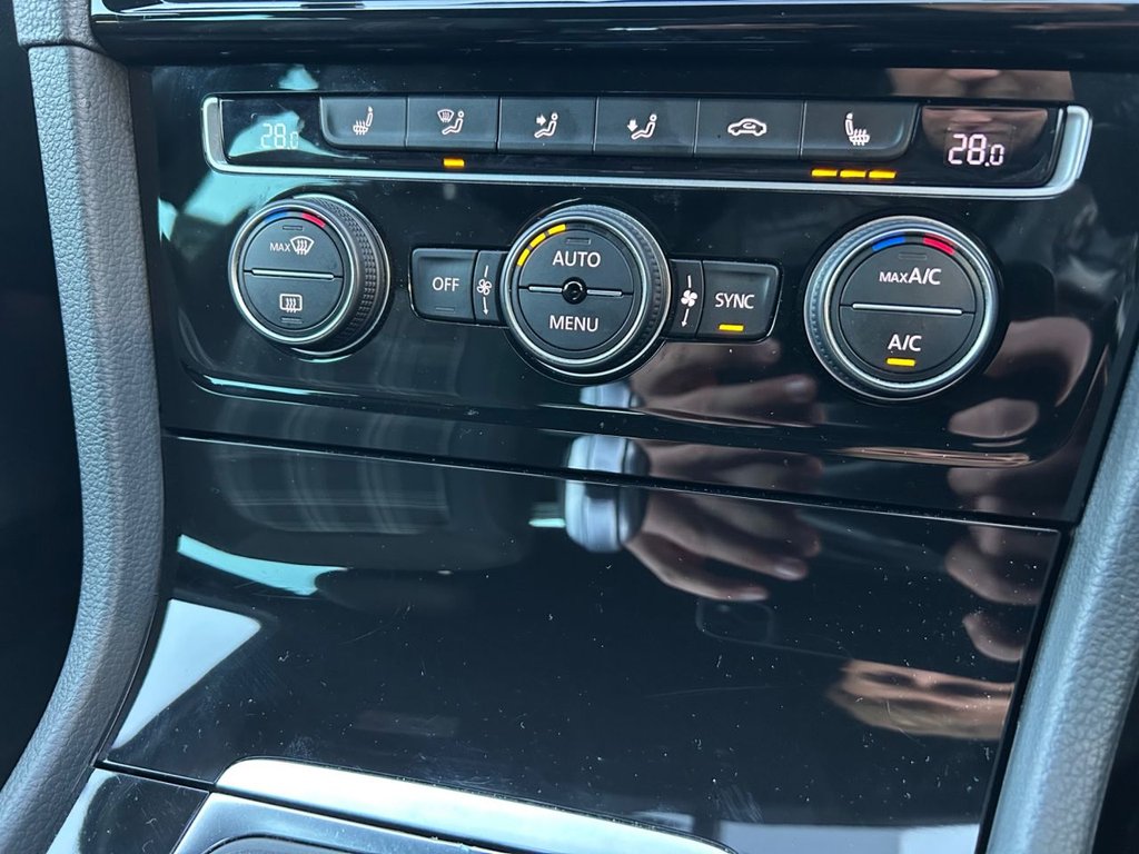 Used Volkswagen Golf 2018 for sale - 76711614: Photo 42