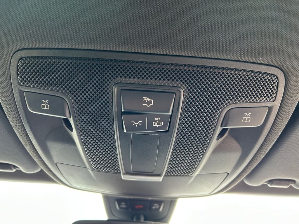 Used Mercedes-Benz A-Class 2016 for sale - 77643067: Photo 37