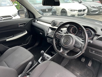 Used Suzuki Swift 2017 for sale - 78901136: Photo