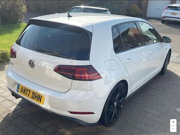 Used Volkswagen Golf 2017 for sale - 78227811: Photo