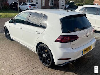 Used Volkswagen Golf 2017 for sale - 78227811: Photo