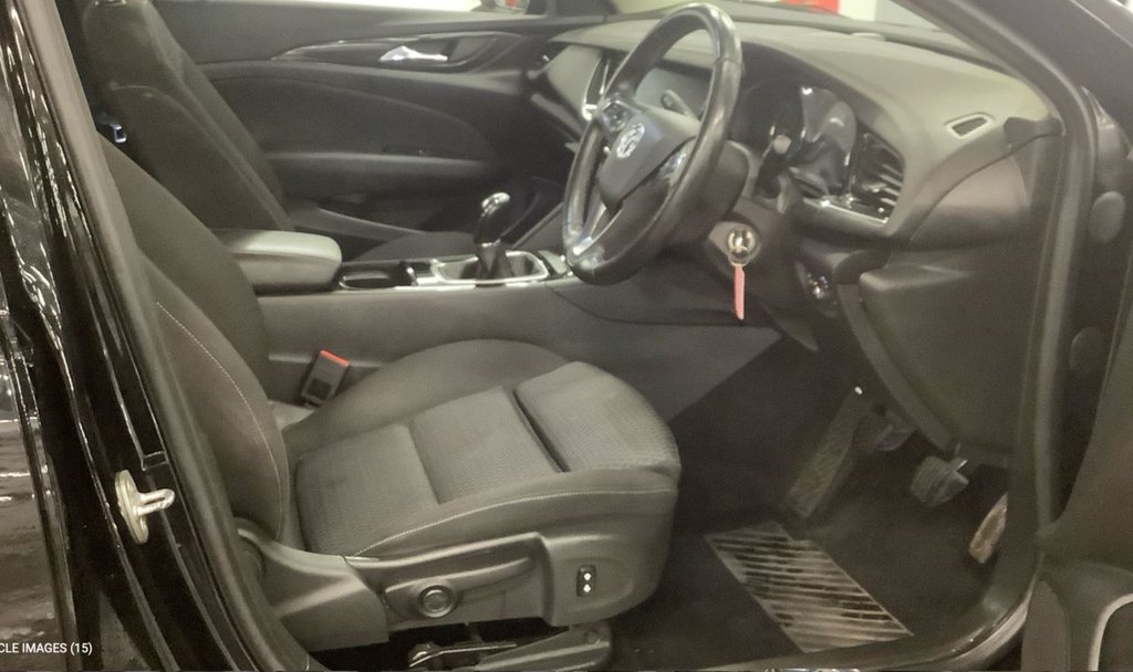 Used Vauxhall Insignia 2022 for sale - 77384124: Photo 3