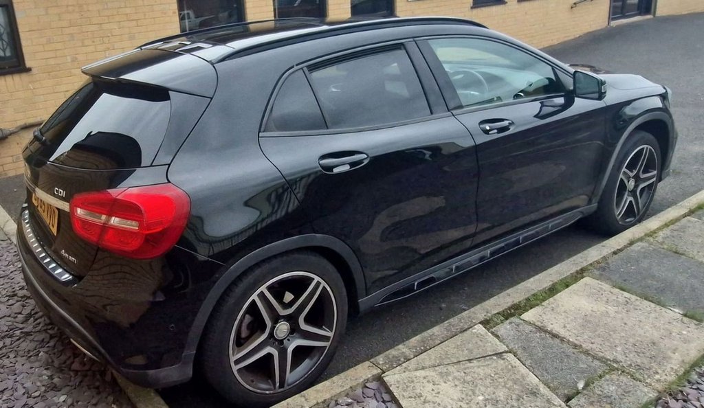 Used Mercedes-Benz GLA 2015 for sale - 76376152: Photo 2
