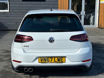 Used Volkswagen Golf 2017 for sale - 78228006: Photo