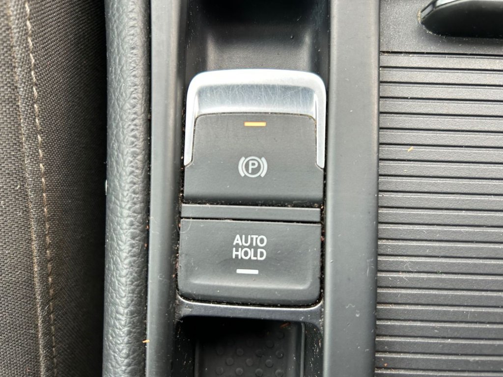 Used Volkswagen Golf 2016 for sale - 77609345: Photo 23