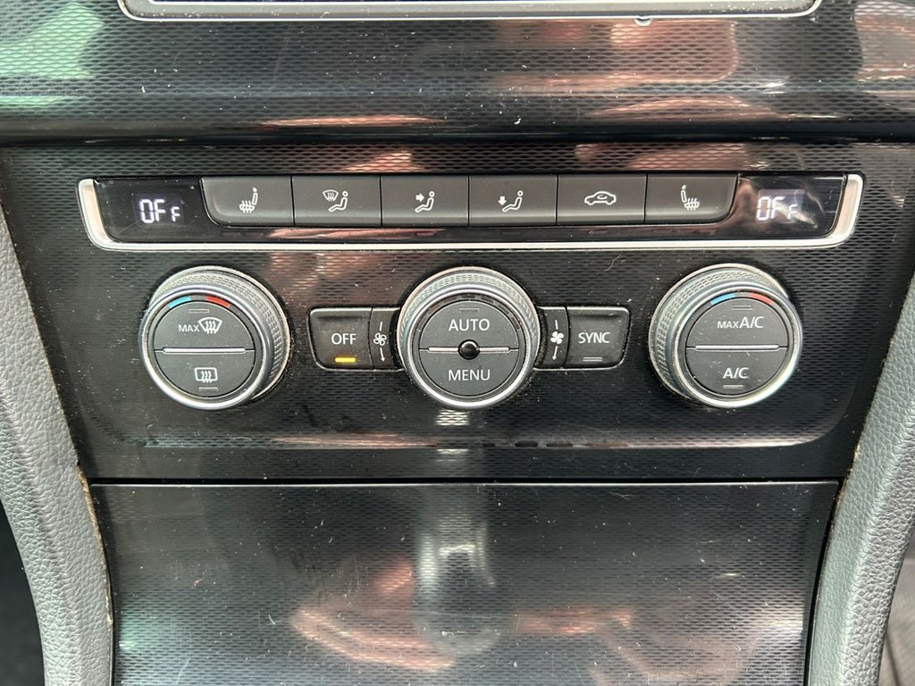 Used Volkswagen Golf 2016 for sale - 77609345: Photo 28