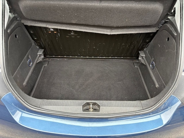 Used Vauxhall Corsa 2015 for sale - 76303661: Photo 7