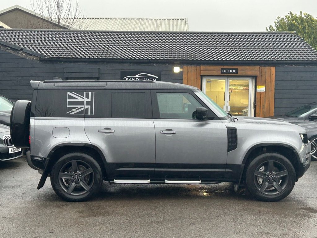 Used Land Rover Defender 2022 for sale - 77451760: Photo 9