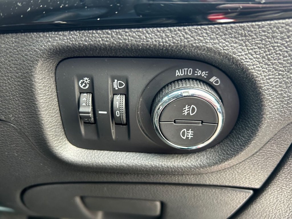 Used Vauxhall Astra 2017 for sale - 77571527: Photo 25