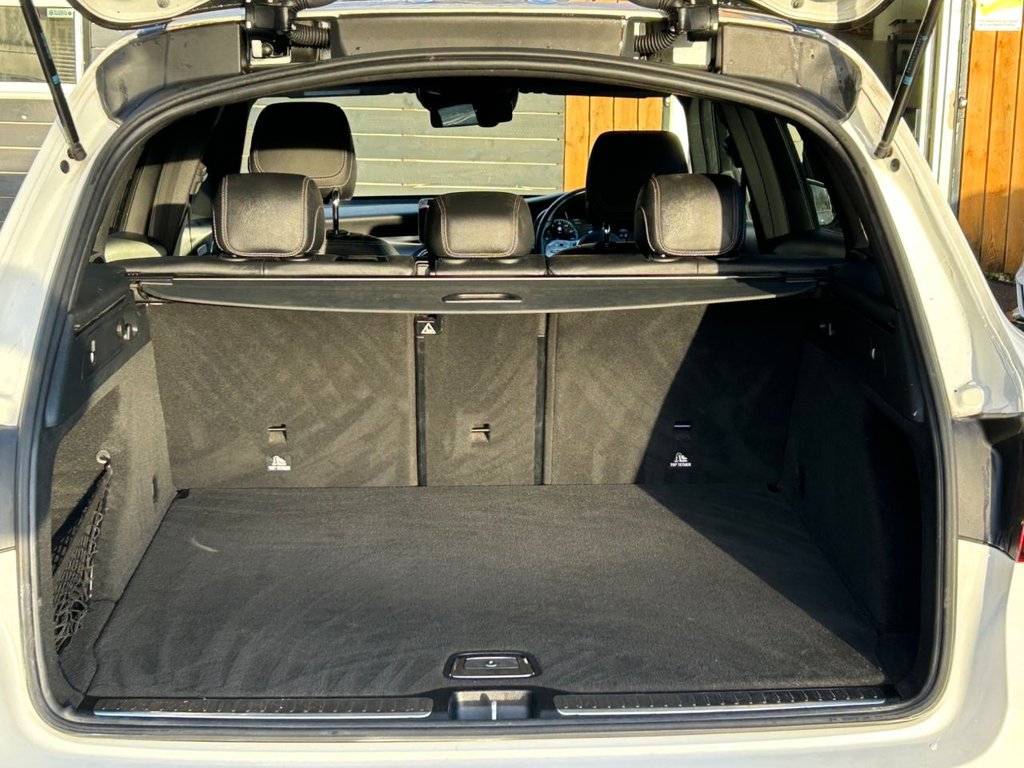 Used Mercedes-Benz GLC 2020 for sale - 76642685: Photo 13