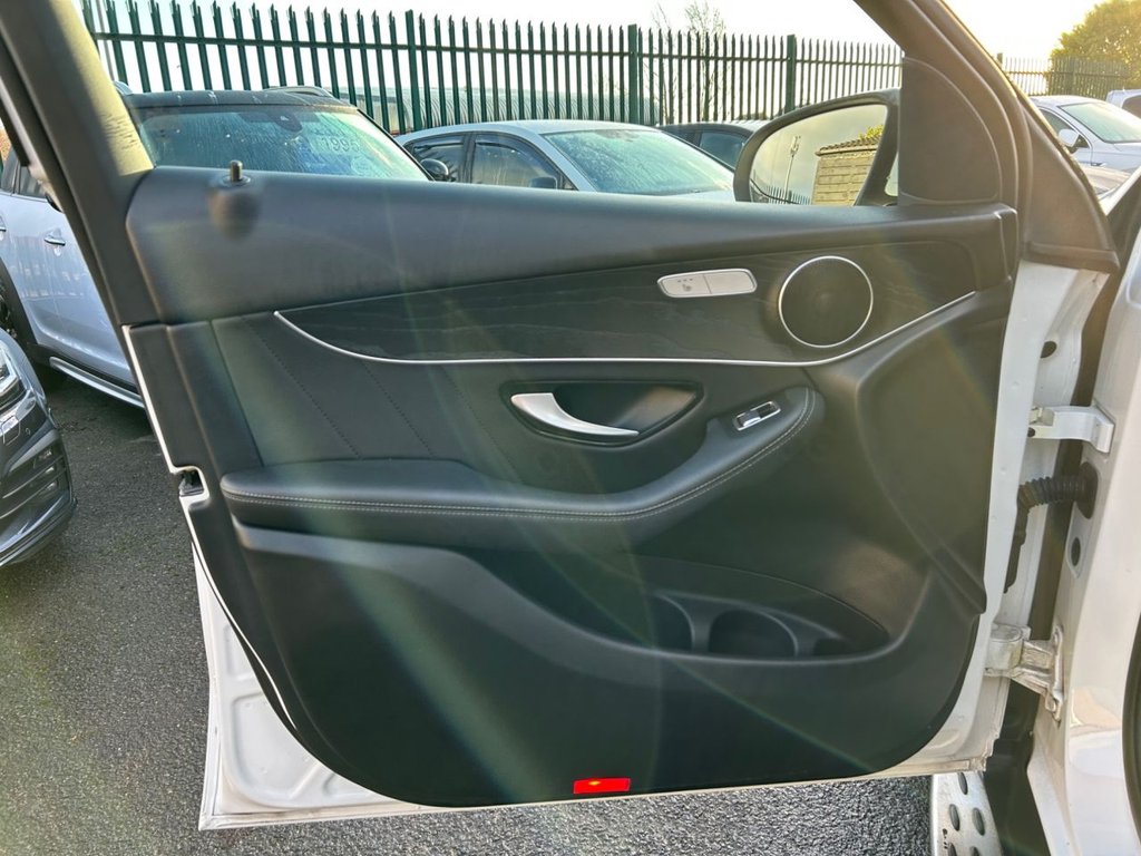 Used Mercedes-Benz GLC 2020 for sale - 76642685: Photo 19