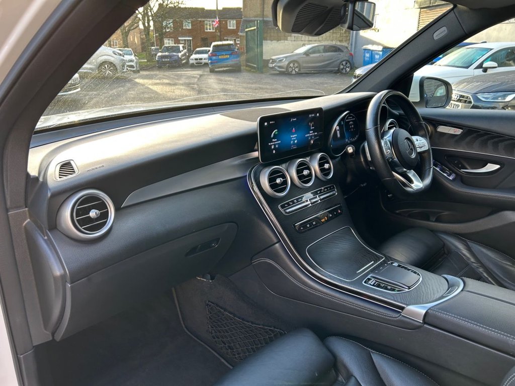 Used Mercedes-Benz GLC 2020 for sale - 76642685: Photo 21