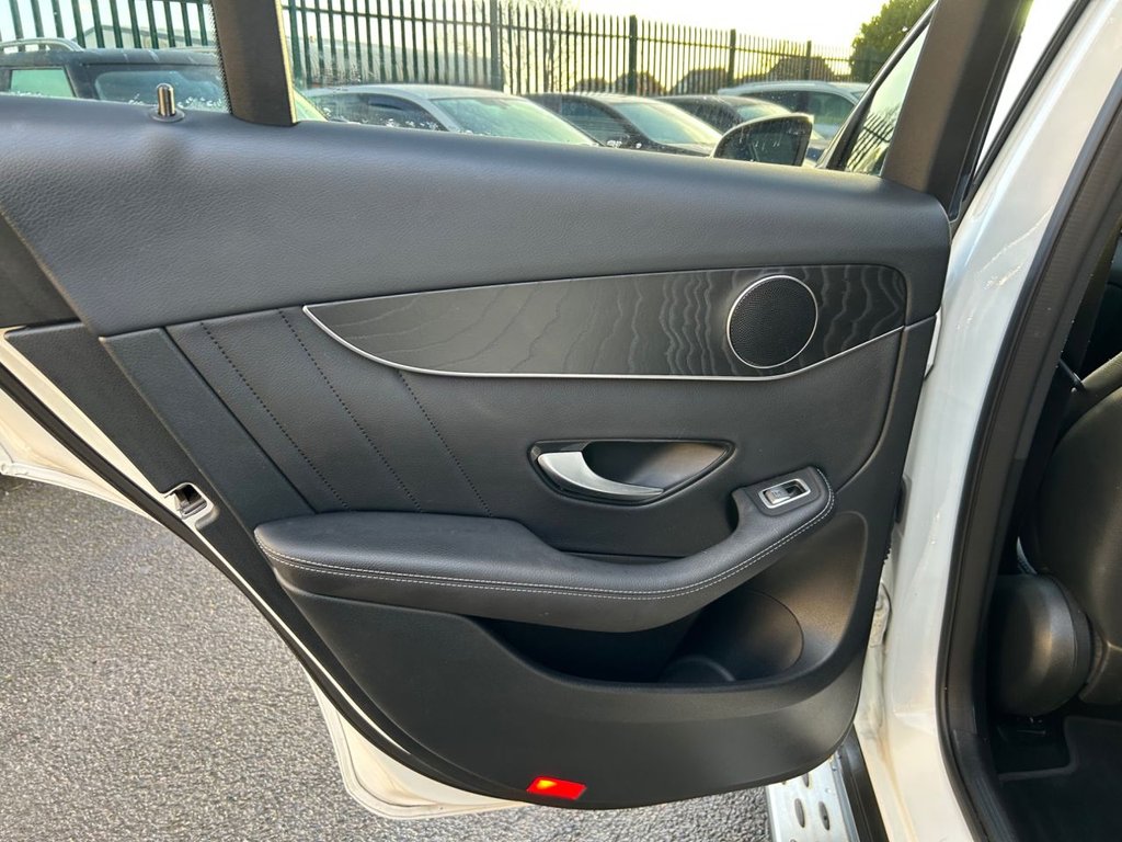 Used Mercedes-Benz GLC 2020 for sale - 76642685: Photo 23