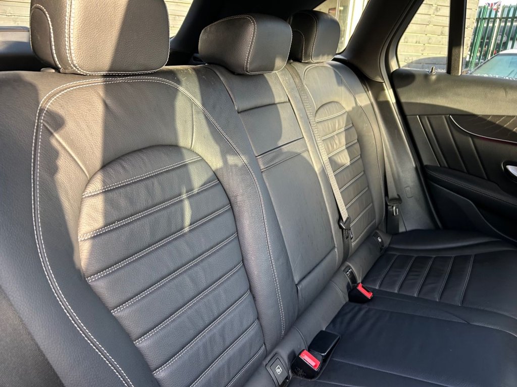 Used Mercedes-Benz GLC 2020 for sale - 76642685: Photo 28