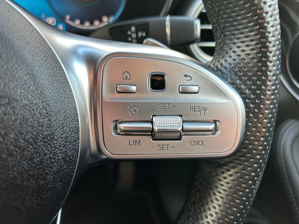 Used Mercedes-Benz GLC 2020 for sale - 76642685: Photo 41